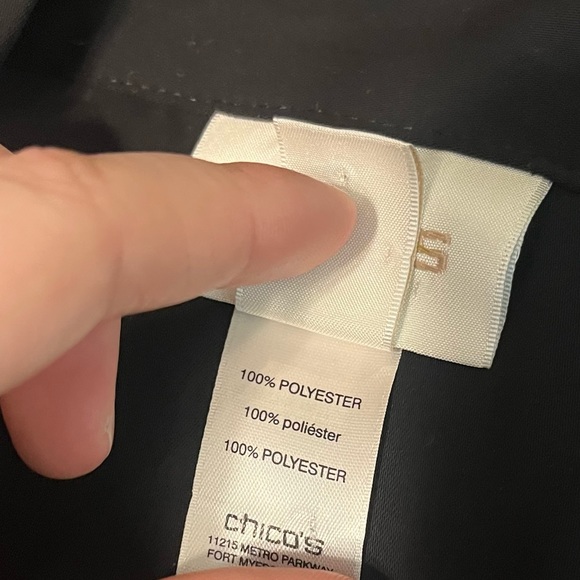 Chico’s Black Medium Lightweight Travel Cold Shoudler Tunic Button Shirt Dress - Picture 13 of 13